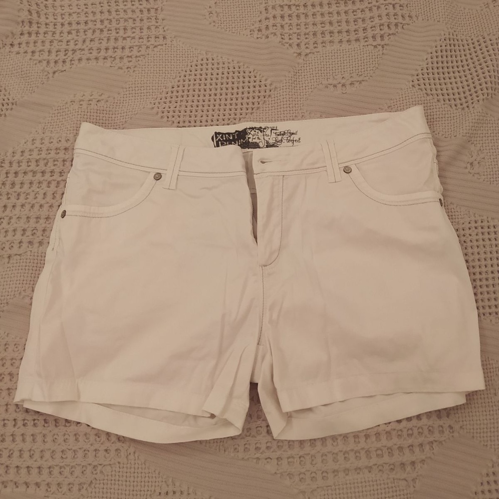 shorts Women's White EUC denim